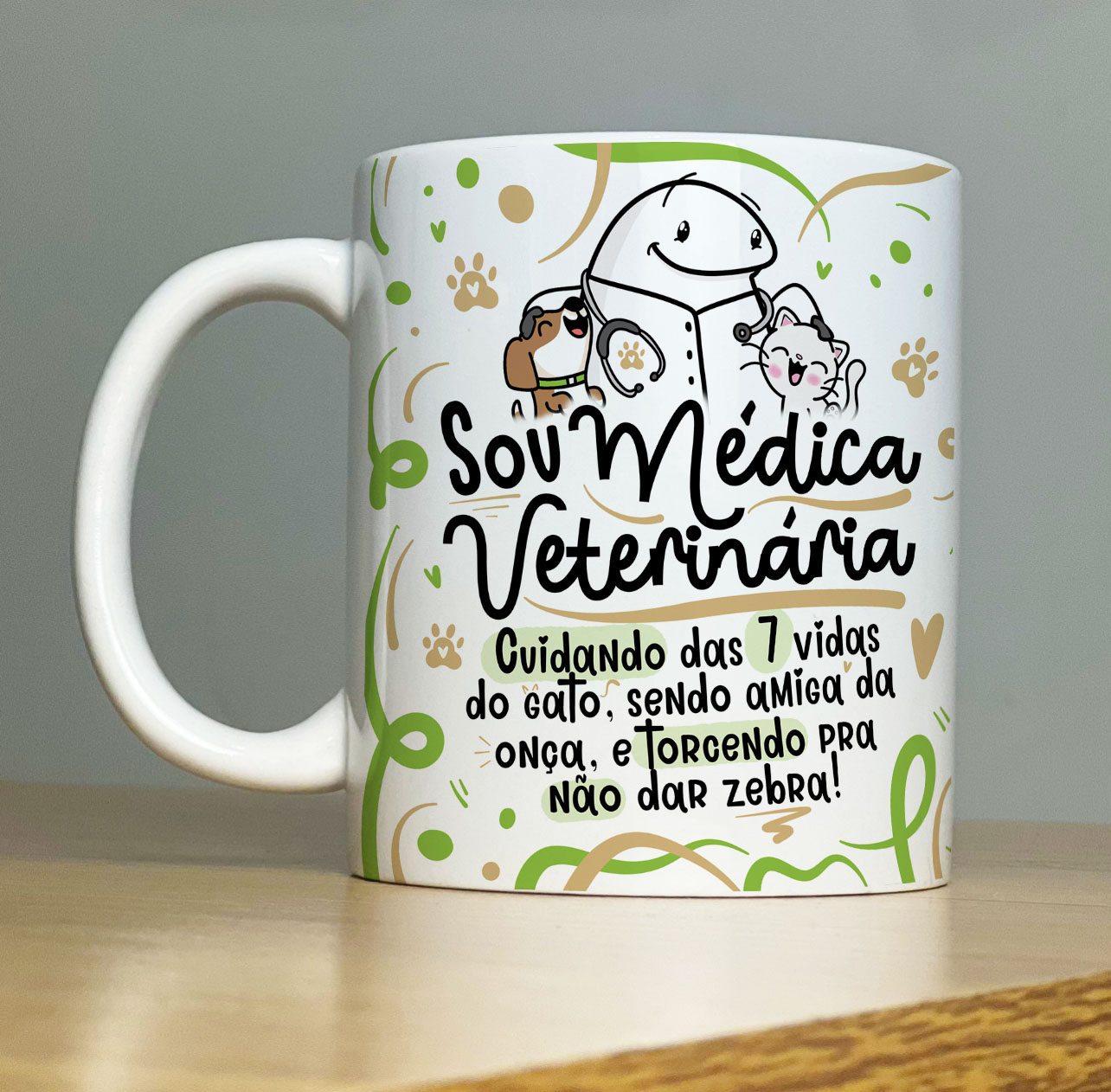 Caneca Personalizada de Porcelana – Profissão: Sou Veterinária com Flork- 325ML
